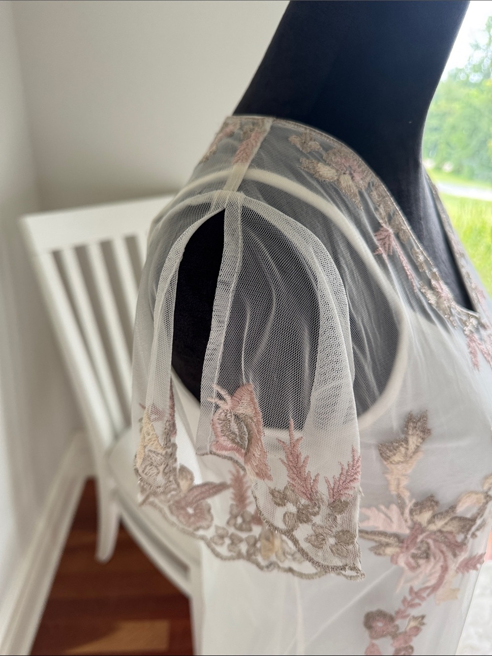 Sheer Blouse with separate cami - Picture 3 of 7